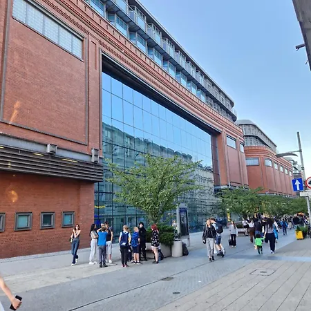 Casa Mama Centrum Iii Lazarski * פוזנן